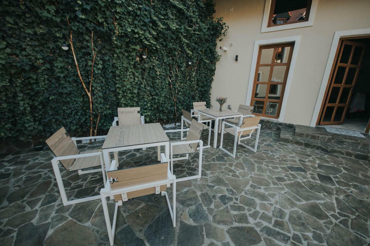 Hotel Marabella Sibiu Exterior photo