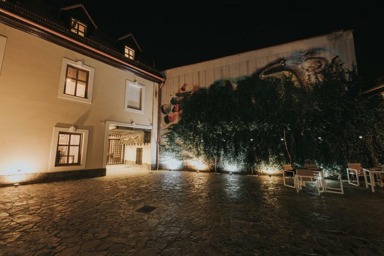 Hotel Marabella Sibiu Exterior photo